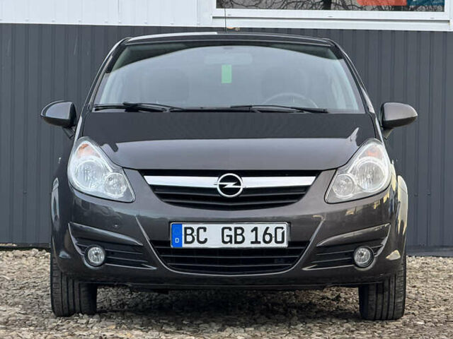 Серый Опель Корса, объемом двигателя 1.4 л и пробегом 203 тыс. км за 6250 $, фото 2 на Automoto.ua