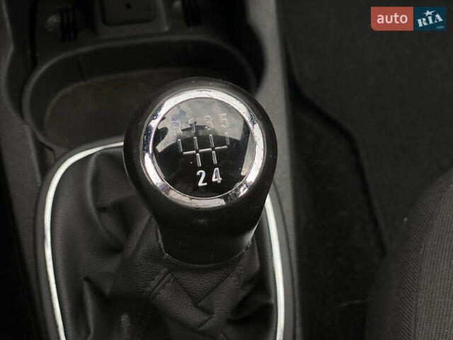 Сірий Опель Корса, об'ємом двигуна 0 л та пробігом 185 тис. км за 5899 $, фото 15 на Automoto.ua