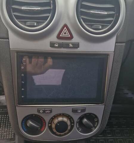 Серый Опель Корса, объемом двигателя 1.3 л и пробегом 220 тыс. км за 3650 $, фото 22 на Automoto.ua