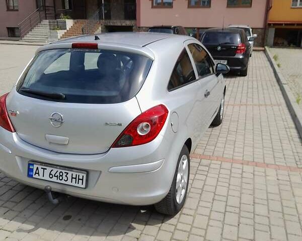 Серый Опель Корса, объемом двигателя 1.4 л и пробегом 177 тыс. км за 5500 $, фото 3 на Automoto.ua