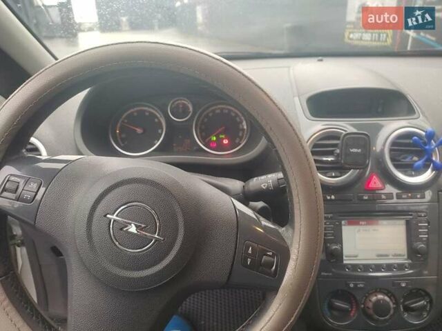 Серый Опель Корса, объемом двигателя 1.25 л и пробегом 325 тыс. км за 4800 $, фото 10 на Automoto.ua