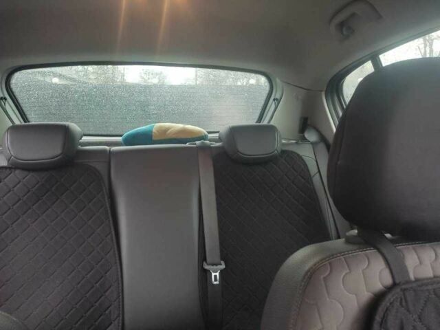 Серый Опель Корса, объемом двигателя 1.2 л и пробегом 325 тыс. км за 4800 $, фото 12 на Automoto.ua