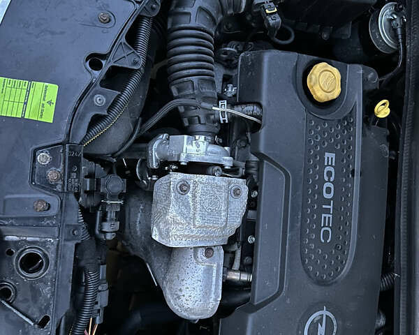 Сірий Опель Корса, об'ємом двигуна 1.25 л та пробігом 230 тис. км за 4200 $, фото 14 на Automoto.ua