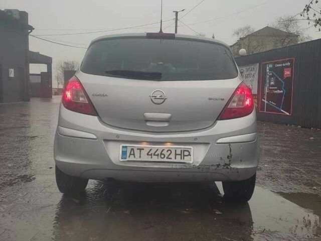 Серый Опель Корса, объемом двигателя 1.2 л и пробегом 325 тыс. км за 4800 $, фото 6 на Automoto.ua