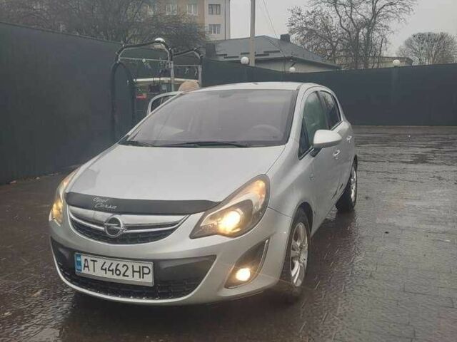 Серый Опель Корса, объемом двигателя 1.2 л и пробегом 325 тыс. км за 4800 $, фото 5 на Automoto.ua