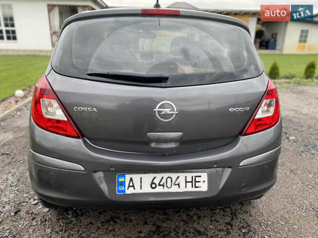 Сірий Опель Корса, об'ємом двигуна 1.3 л та пробігом 288 тис. км за 4800 $, фото 2 на Automoto.ua