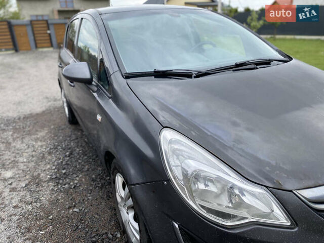 Сірий Опель Корса, об'ємом двигуна 1.3 л та пробігом 288 тис. км за 4800 $, фото 14 на Automoto.ua