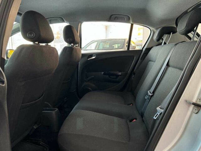 Опель Корса 2012 в Львове на Automoto.ua Серый Опель Корса, объемом двигателя 1 л и пробегом 180 тыс. км за 5600 $, фото 9 на Automoto.ua