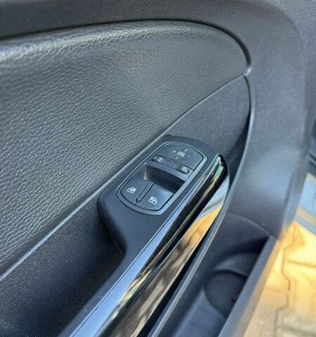 Серый Опель Корса, объемом двигателя 1.3 л и пробегом 292 тыс. км за 4600 $, фото 15 на Automoto.ua