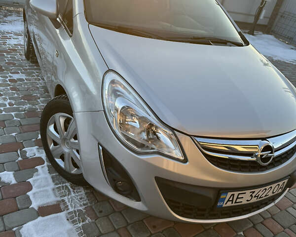 Сірий Опель Корса, об'ємом двигуна 1.23 л та пробігом 51 тис. км за 6300 $, фото 11 на Automoto.ua