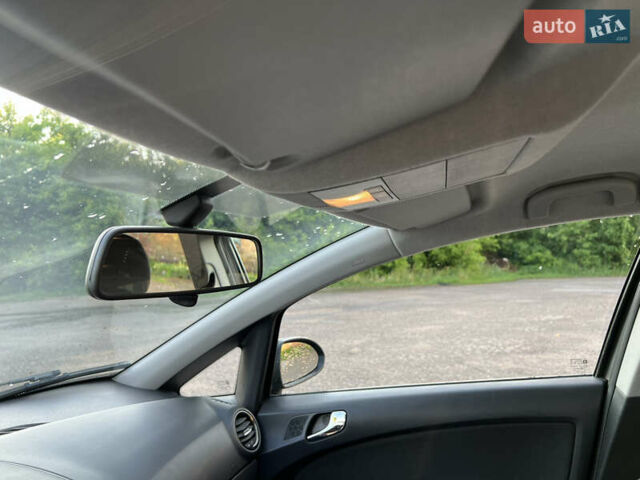 Сірий Опель Корса, об'ємом двигуна 1.3 л та пробігом 218 тис. км за 6950 $, фото 17 на Automoto.ua
