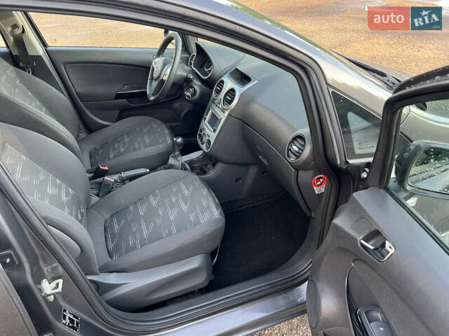 Сірий Опель Корса, об'ємом двигуна 1.3 л та пробігом 218 тис. км за 6950 $, фото 12 на Automoto.ua