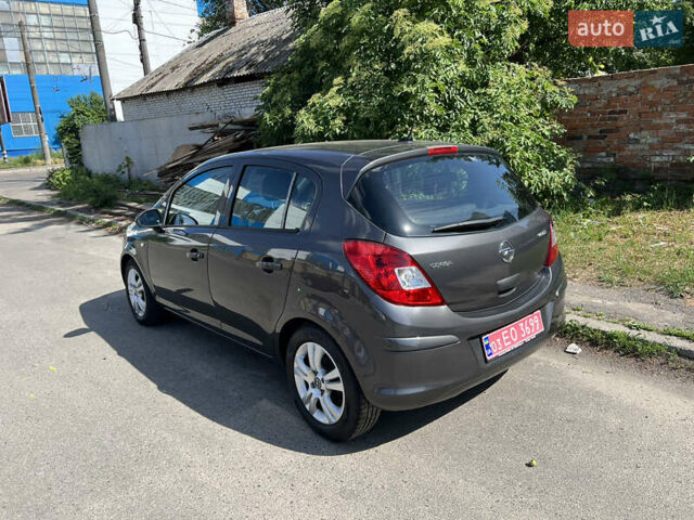 Сірий Опель Корса, об'ємом двигуна 1.3 л та пробігом 218 тис. км за 6950 $, фото 1 на Automoto.ua