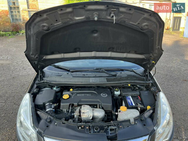 Сірий Опель Корса, об'ємом двигуна 1.3 л та пробігом 218 тис. км за 6950 $, фото 18 на Automoto.ua