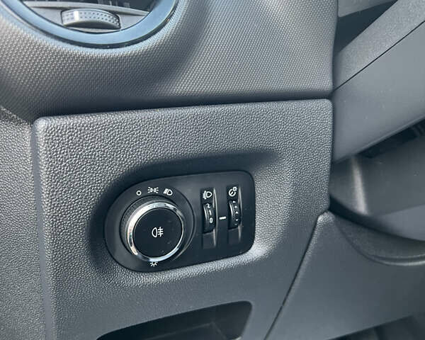 Сірий Опель Корса, об'ємом двигуна 1.3 л та пробігом 218 тис. км за 6950 $, фото 24 на Automoto.ua