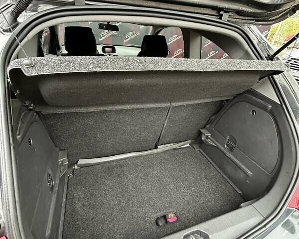 Серый Опель Корса, объемом двигателя 1.23 л и пробегом 172 тыс. км за 6100 $, фото 9 на Automoto.ua