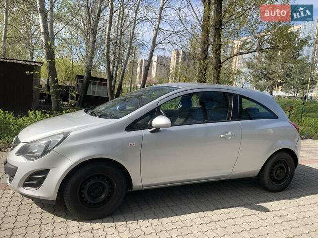 Серый Опель Корса, объемом двигателя 1.3 л и пробегом 225 тыс. км за 5200 $, фото 8 на Automoto.ua