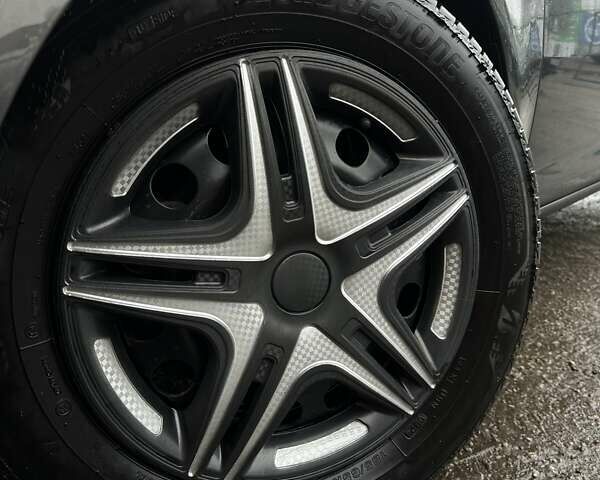 Серый Опель Корса, объемом двигателя 1.23 л и пробегом 172 тыс. км за 6100 $, фото 5 на Automoto.ua