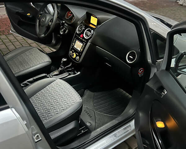 Серый Опель Корса, объемом двигателя 1.4 л и пробегом 208 тыс. км за 7900 $, фото 13 на Automoto.ua