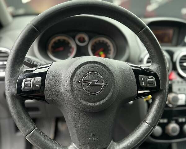 Серый Опель Корса, объемом двигателя 1.23 л и пробегом 172 тыс. км за 6100 $, фото 19 на Automoto.ua