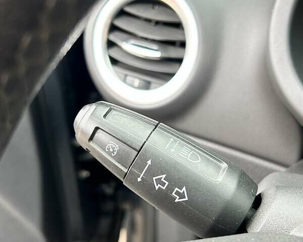 Серый Опель Корса, объемом двигателя 1.23 л и пробегом 172 тыс. км за 6100 $, фото 23 на Automoto.ua