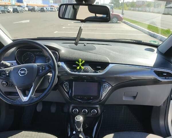Сірий Опель Корса, об'ємом двигуна 1.25 л та пробігом 190 тис. км за 8200 $, фото 3 на Automoto.ua