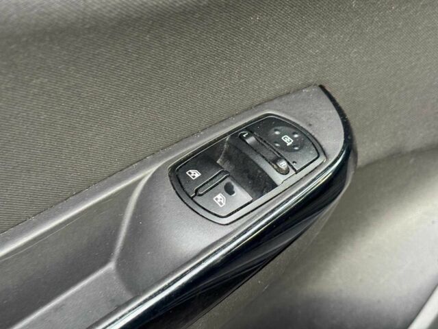 Серый Опель Корса, объемом двигателя 1.2 л и пробегом 187 тыс. км за 6980 $, фото 12 на Automoto.ua