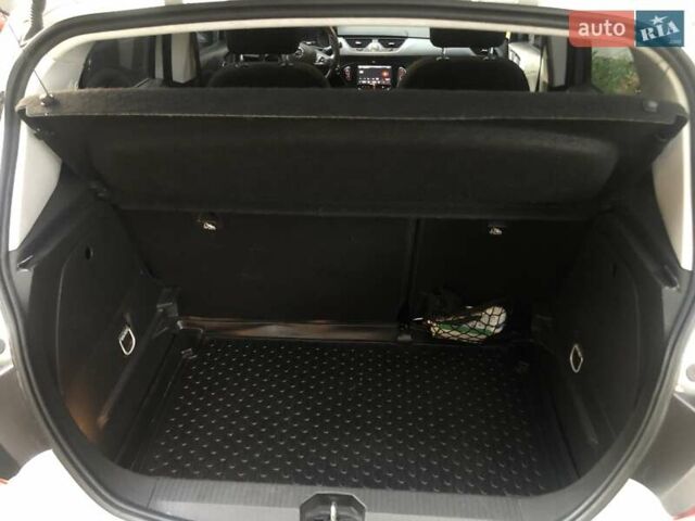 Серый Опель Корса, объемом двигателя 1.25 л и пробегом 194 тыс. км за 7900 $, фото 15 на Automoto.ua