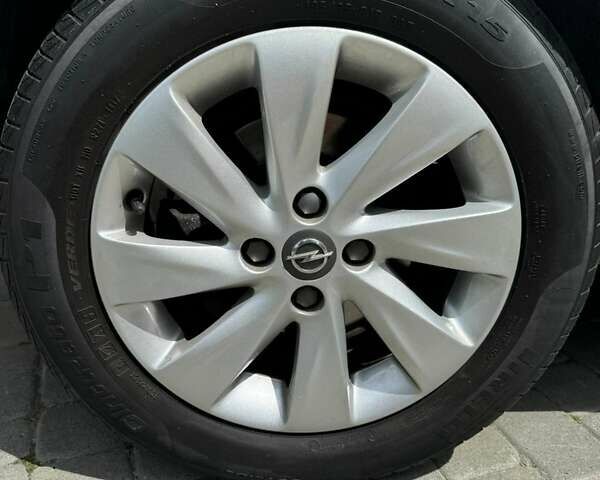 Серый Опель Корса, объемом двигателя 1.25 л и пробегом 194 тыс. км за 7900 $, фото 11 на Automoto.ua