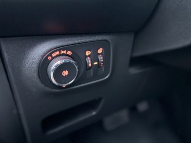 Серый Опель Корса, объемом двигателя 1.4 л и пробегом 128 тыс. км за 8799 $, фото 15 на Automoto.ua