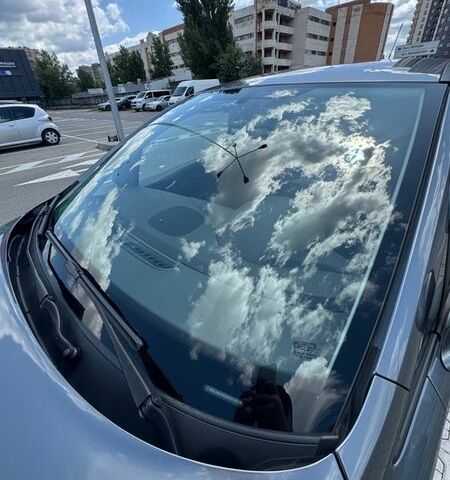 Сірий Опель Корса, об'ємом двигуна 1.4 л та пробігом 67 тис. км за 10599 $, фото 4 на Automoto.ua