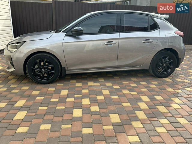 Серый Опель Корса, объемом двигателя 1.2 л и пробегом 35 тыс. км за 16900 $, фото 16 на Automoto.ua