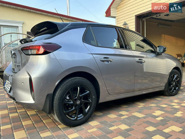 Серый Опель Корса, объемом двигателя 1.2 л и пробегом 35 тыс. км за 16900 $, фото 3 на Automoto.ua