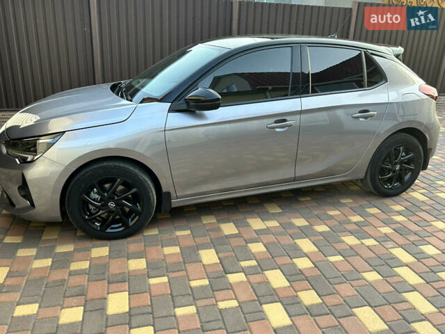 Серый Опель Корса, объемом двигателя 1.2 л и пробегом 35 тыс. км за 16900 $, фото 7 на Automoto.ua