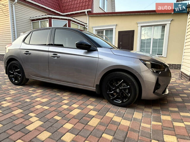 Серый Опель Корса, объемом двигателя 1.2 л и пробегом 35 тыс. км за 16900 $, фото 4 на Automoto.ua