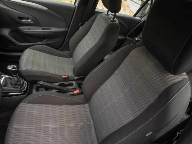 Серый Опель Корса, объемом двигателя 1.5 л и пробегом 10 тыс. км за 7500 $, фото 6 на Automoto.ua