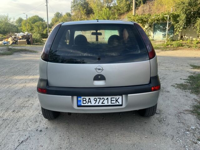 Сірий Опель Корса, об'ємом двигуна 1 л та пробігом 300 тис. км за 1800 $, фото 2 на Automoto.ua