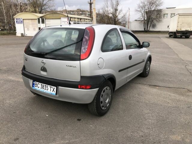 Серый Опель Корса, объемом двигателя 1.2 л и пробегом 160 тыс. км за 2700 $, фото 5 на Automoto.ua