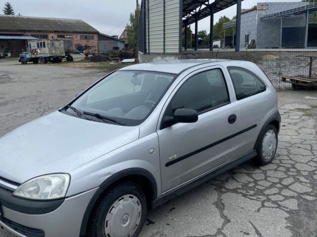 Серый Опель Корса, объемом двигателя 1 л и пробегом 150 тыс. км за 3300 $, фото 1 на Automoto.ua