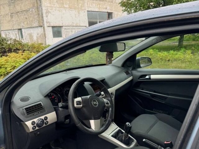 Опель Корса 2007 в Хусте на Automoto.ua Серый Опель Корса, объемом двигателя 1.6 л и пробегом 250 тыс. км за 3000 $, фото 6 на Automoto.ua