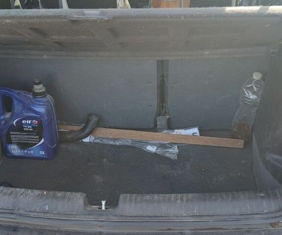 Серый Опель Корса, объемом двигателя 0 л и пробегом 180 тыс. км за 2800 $, фото 4 на Automoto.ua