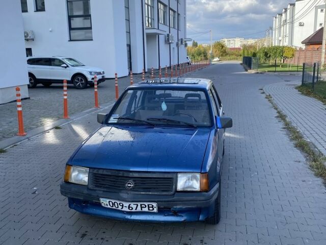 Синий Опель Корса, объемом двигателя 1.3 л и пробегом 51 тыс. км за 1300 $, фото 1 на Automoto.ua