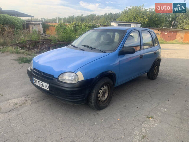 Синий Опель Корса, объемом двигателя 1.5 л и пробегом 293 тыс. км за 1555 $, фото 2 на Automoto.ua