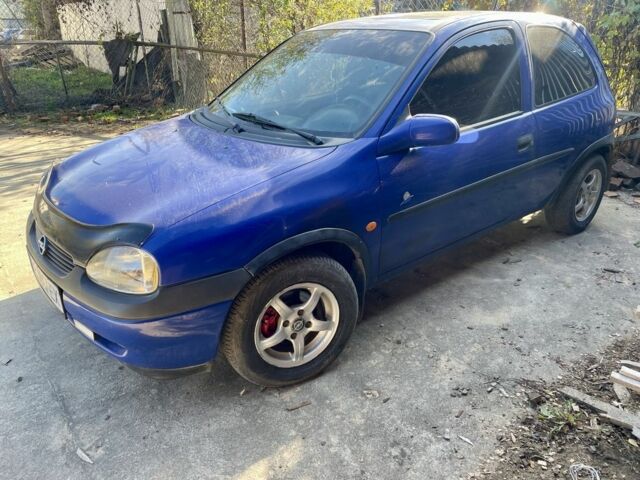 Опель Корса 1995 в Черновцах на Automoto.ua Синий Опель Корса, объемом двигателя 1.2 л и пробегом 190 тыс. км за 1800 $, фото 5 на Automoto.ua