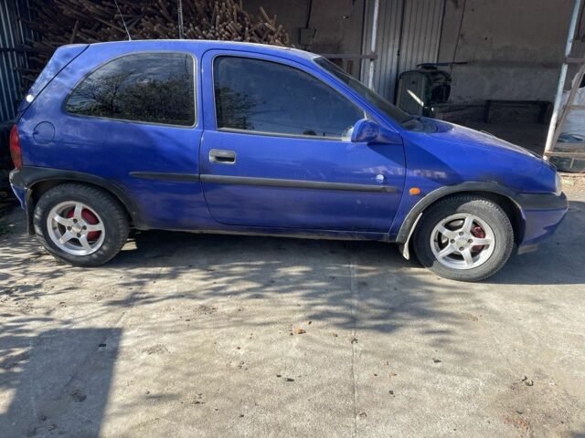 Опель Корса 1995 в Черновцах на Automoto.ua Синий Опель Корса, объемом двигателя 1.2 л и пробегом 190 тыс. км за 1800 $, фото 3 на Automoto.ua