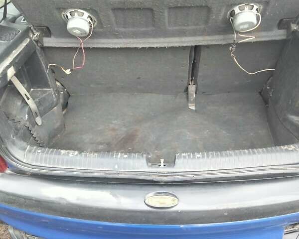 Опель Корса 1998 у Шишаках на Automoto.ua Синій Опель Корса, об'ємом двигуна 1.4 л та пробігом 270 тис. км за 999 $, фото 5 на Automoto.ua