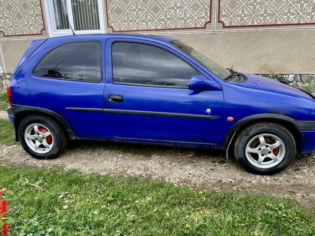 Синий Опель Корса, объемом двигателя 1.2 л и пробегом 190 тыс. км за 1700 $, фото 3 на Automoto.ua