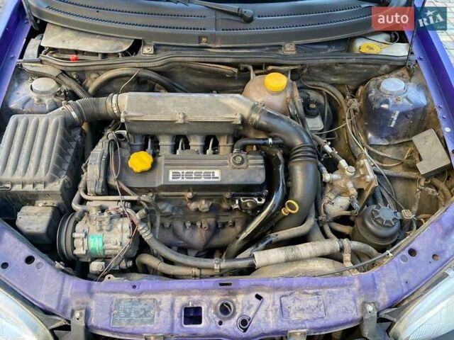 Синій Опель Корса, об'ємом двигуна 1.5 л та пробігом 320 тис. км за 2200 $, фото 3 на Automoto.ua