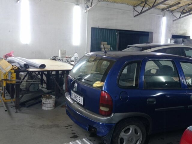 Синій Опель Корса, об'ємом двигуна 1 л та пробігом 250 тис. км за 1200 $, фото 2 на Automoto.ua