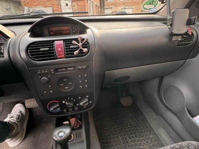 Синий Опель Корса, объемом двигателя 1.4 л и пробегом 191 тыс. км за 4500 $, фото 7 на Automoto.ua